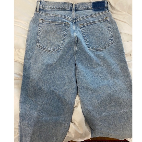 Never Used Abercrombie High Waisted Jeans - Picture 3 of 6